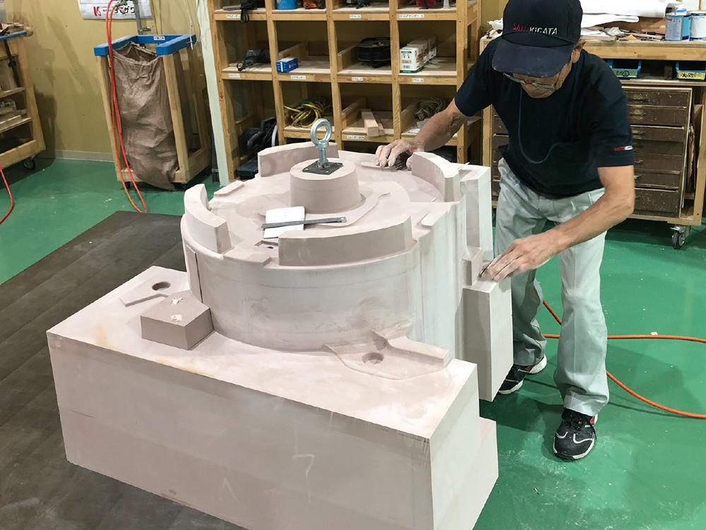 工作機械・ロボット・産業機材の木型製作風景3